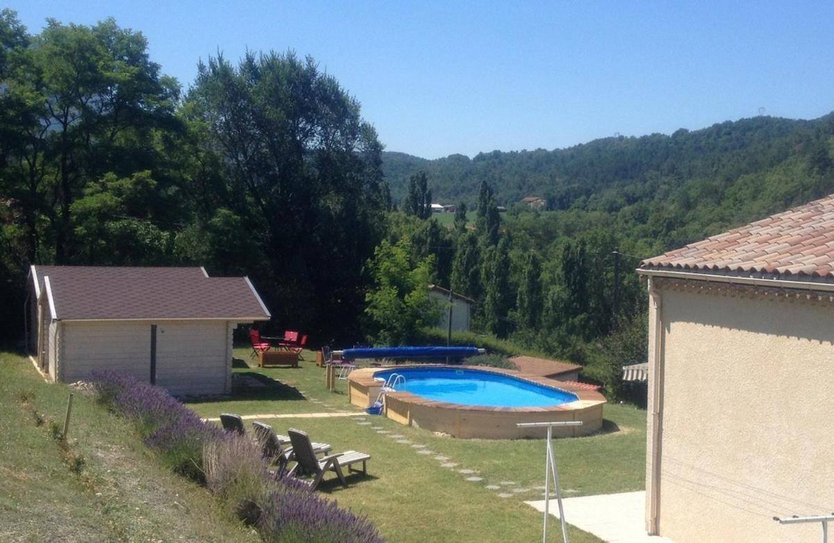 Maison De Vacances Avec Ses Petits Chalets Aouste-sur-Sye Exteriér fotografie